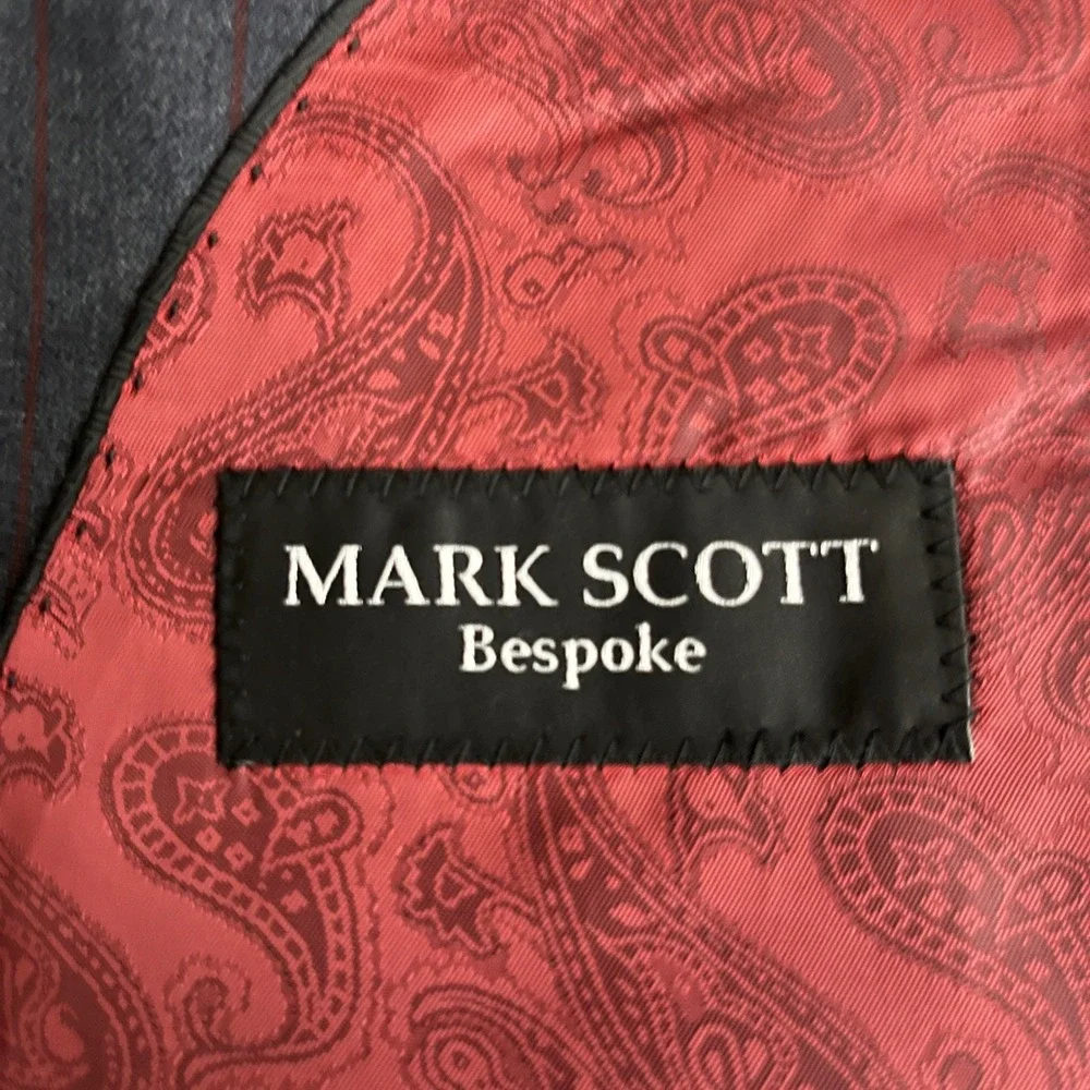 Mark Scott Bespoke Suit Mens 44R 38W Charcoal Grey Red Pinstripe Wool 2-Button